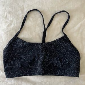 Lululemon flow y bra